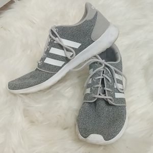 💜Adidas cloudform💜